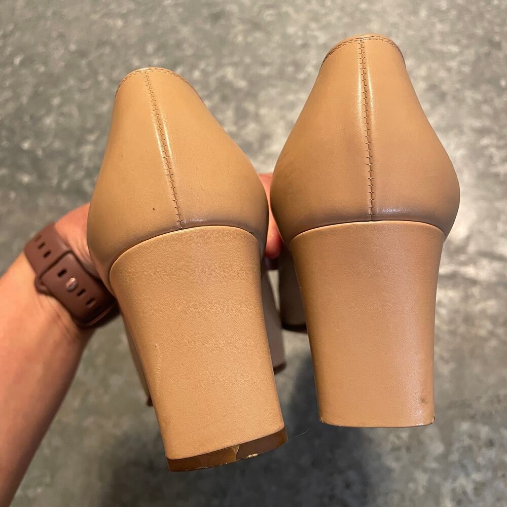 Vintage Salvatore Ferragamo Square Toe Heels 7.5 Italy Made Nude Beige Tan Logo - Picture 7 of 12